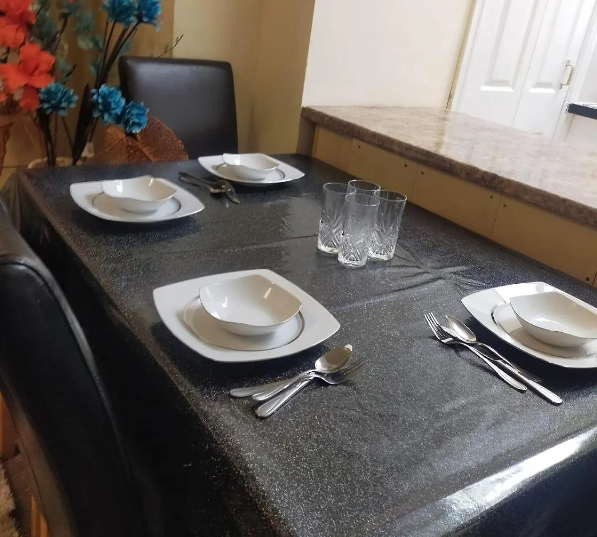 Apartment, Female And Children Only Bradford  Appartement Bradford (West Yorkshire)